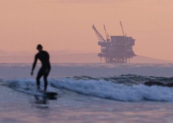 An oil company wants to restart fracking off the California coast. The state’s top coastal officials say no way