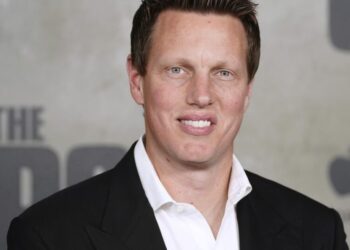 Paramount demands $1.9 billion from states, citing Warner deal delays