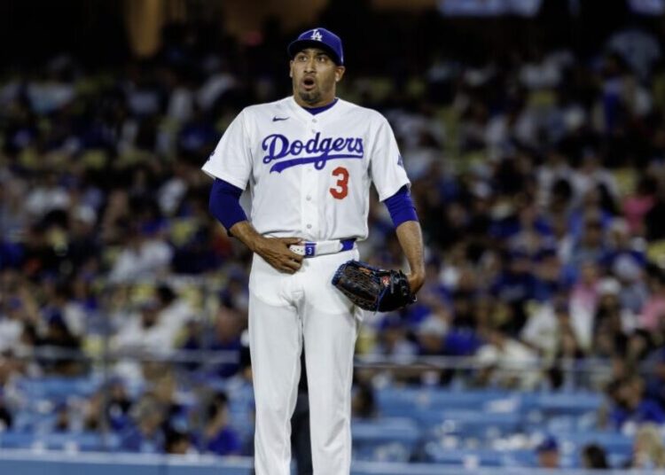 Letters to Sports: Edwin Díaz and Kyle Tucker bringing down the Dodgers