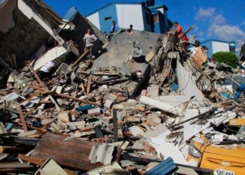 How to help Colombians after devastating 7.4 magnitude earthquake