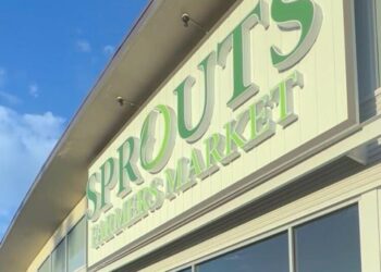 A new grocery store ‘Sprouts’ hope for easier access to healthy food in Inglewood