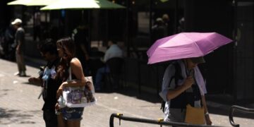 SoCal heat wave: triple-digit temperatures, fire weather and coastal flooding in store