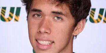 Naked former SoCal swimming champion beat Maui guard to death, police say