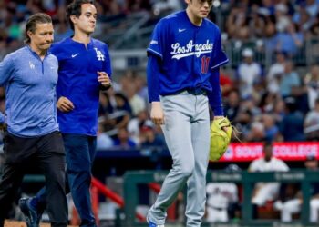 Roki Sasaki exits Dodgers game early with blister on finger