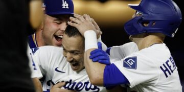 Tommy Edman’s walk-off heroics power Dodgers past Pirates in extras