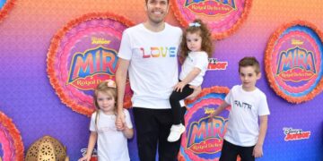 Perez Hilton granted supervised visits with his 3 kids as his mother assumes temporary custody