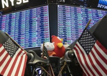Do I have to change retirement plans when I change jobs?