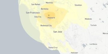 Magnitude 3.8 earthquake centered in Oakland shakes Northern California