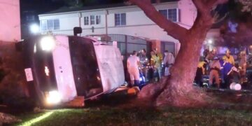 Rollover crash in Whittier sends 10 people to the hospital