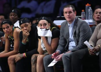 Sparks suffer blowout loss to Dream and are eliminated from playoff contention