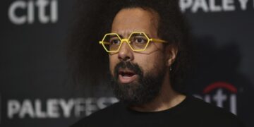 Comedian Reggie Watts reportedly dropped from festivals after abuse allegations