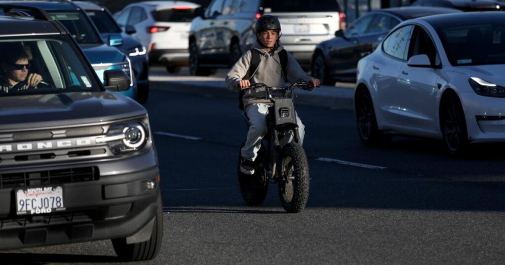 L.A. City Council members call for new restrictions on e-bikes