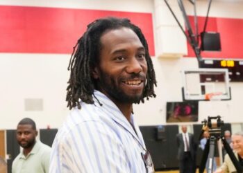 Sound familiar? Kawhi Leonard tied to a secret sponsorship deal with Intuit Dome scoreboard maker