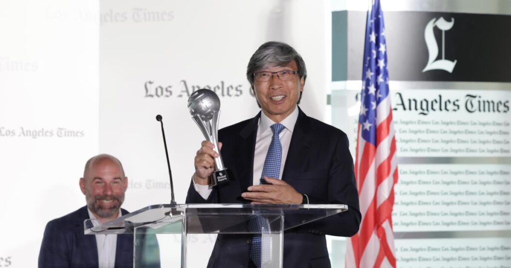 If Dodgers are put up for sale, previous runner-up Patrick Soon-Shiong is interested