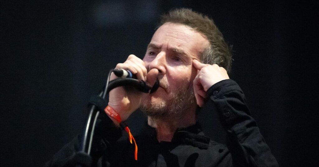 Massive Attack banned from Singapore after displaying Palestinian flag onstage