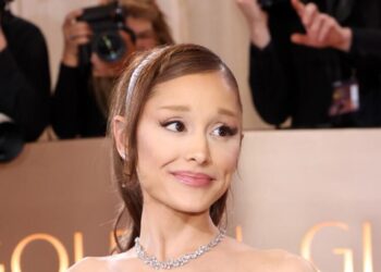 Ariana Grande stops concert to give 4-minute speech on public hiatus: ‘Boundaries need to be set’