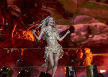 Karol G’s Latin American fantasia lands elegantly at SoFi Stadium
