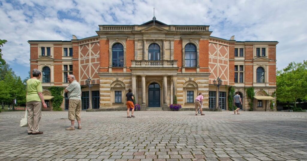 AI-assisted staging draws boos at famed Wagner festival in Germany