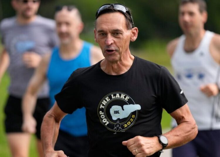 The warming climate is forcing marathons to consider changes to keep runners cool