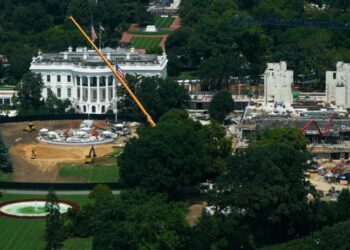 Trump cites national security as Supreme Court weighs challenge to ballroom