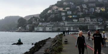 Aging Californians aren’t leaving their longtime homes. It’s worsening the housing crisis