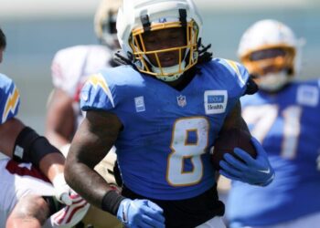 ‘Nobody wants to tackle that guy.’ Chargers’ Omarion Hampton is primed for a breakout