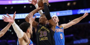 Shaky future of Spectrum’s Lakers channel adds more drama to the team’s sale