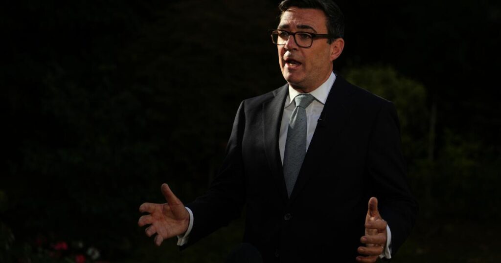 British leader reportedly exchanged messages with impostor of top White House official