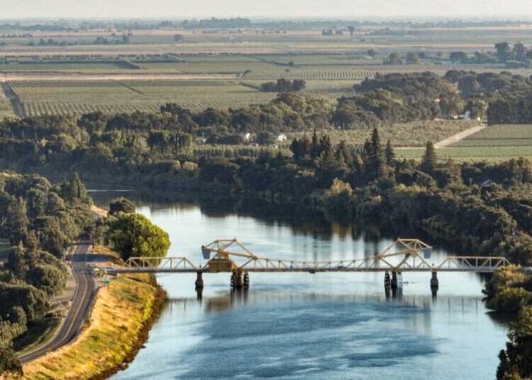 Amid controversy, California officials release long-awaited Delta water plan