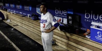 Dave Roberts and Dodgers need to stop using Edwin Díaz in high-leverage moments
