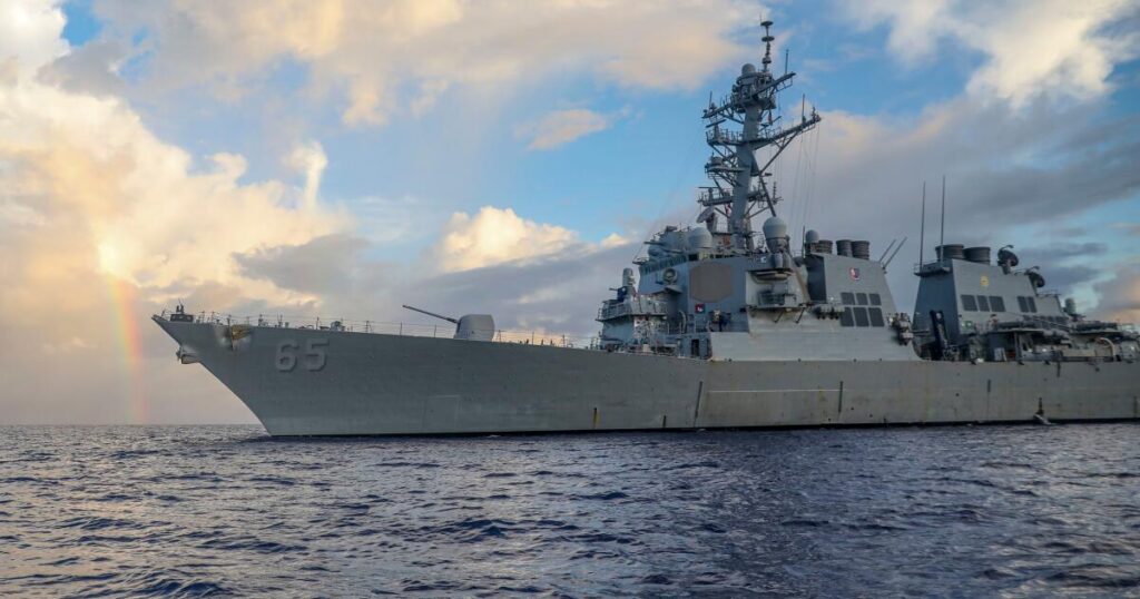 U.S. Navy destroyer with 300 sailors aboard broke down for four days in the Pacific
