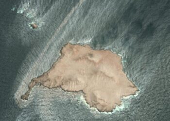 Leaking tanker off Oman coast is sinking deeper, satellite images show, threatening marine life