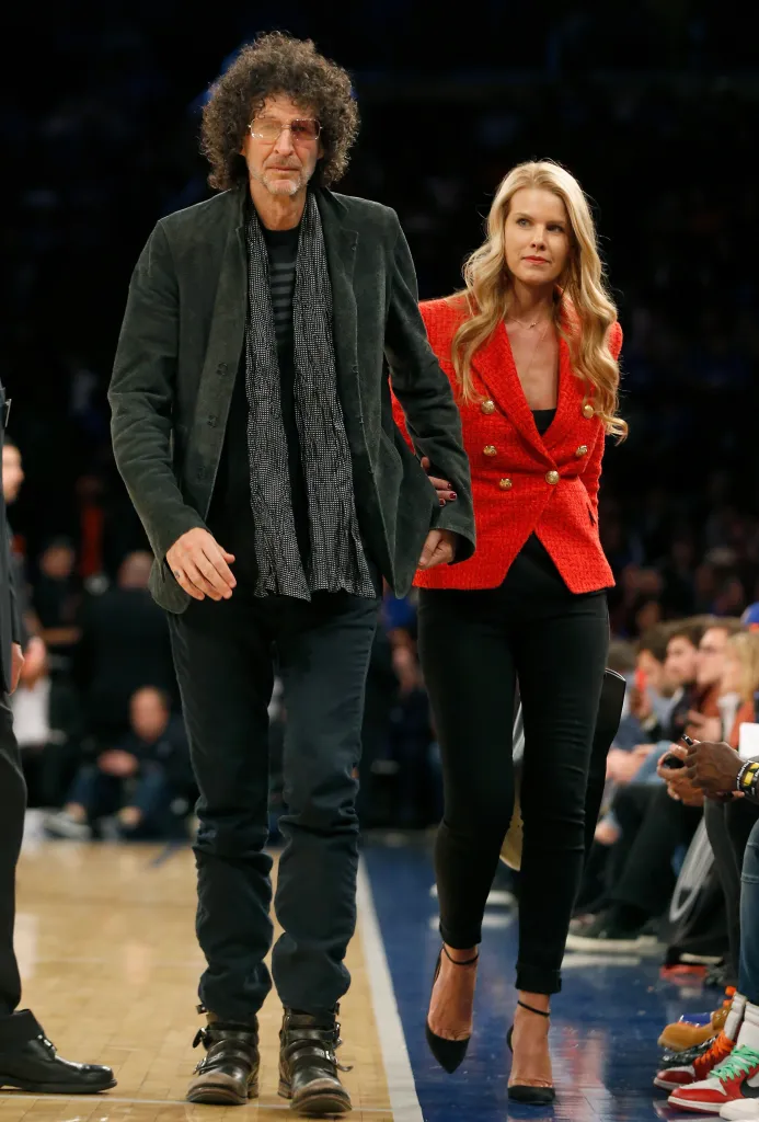 Howard Stern and wife Beth Ostrosky attending a basketball game between the New York Knicks and the Atlanta Hawks.