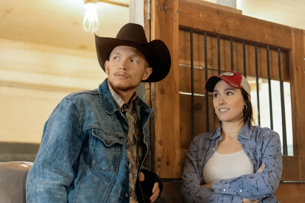 Jefferson White as Jimmy Hurdstram and Eden Brolin as Mia in Season 3 of Yellowstone.