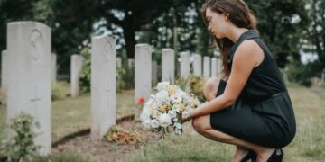Dear Abby: A memorial is for paying your last respects, but I have no respect for him