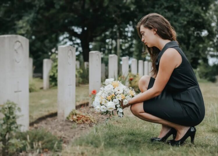 Dear Abby: A memorial is for paying your last respects, but I have no respect for him