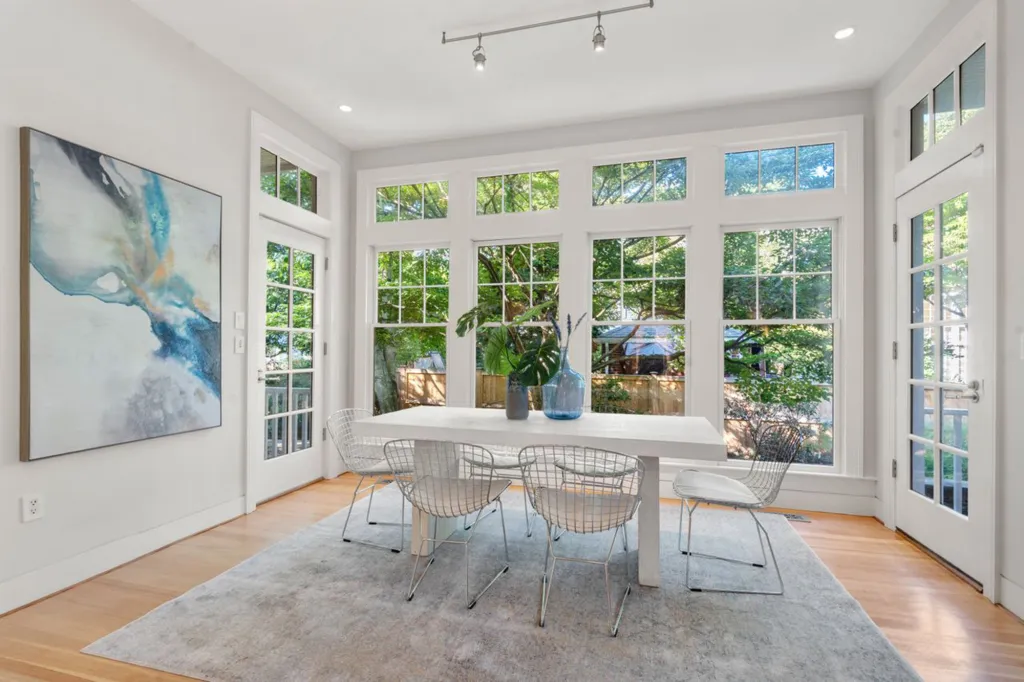 A delightful dining area.