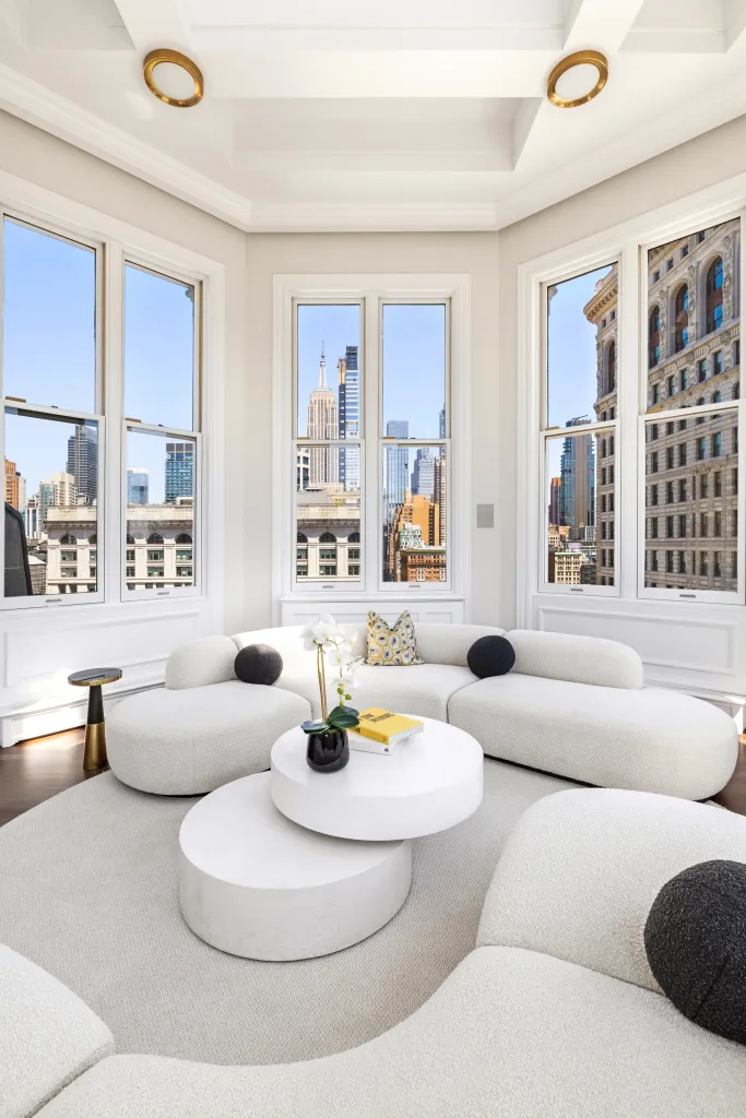 Carr ultimately turned to Concierge Auctions, which projected opening bids between $6 million and $9 million, a range that at its low end would have meant roughly a quarter of the original ask.