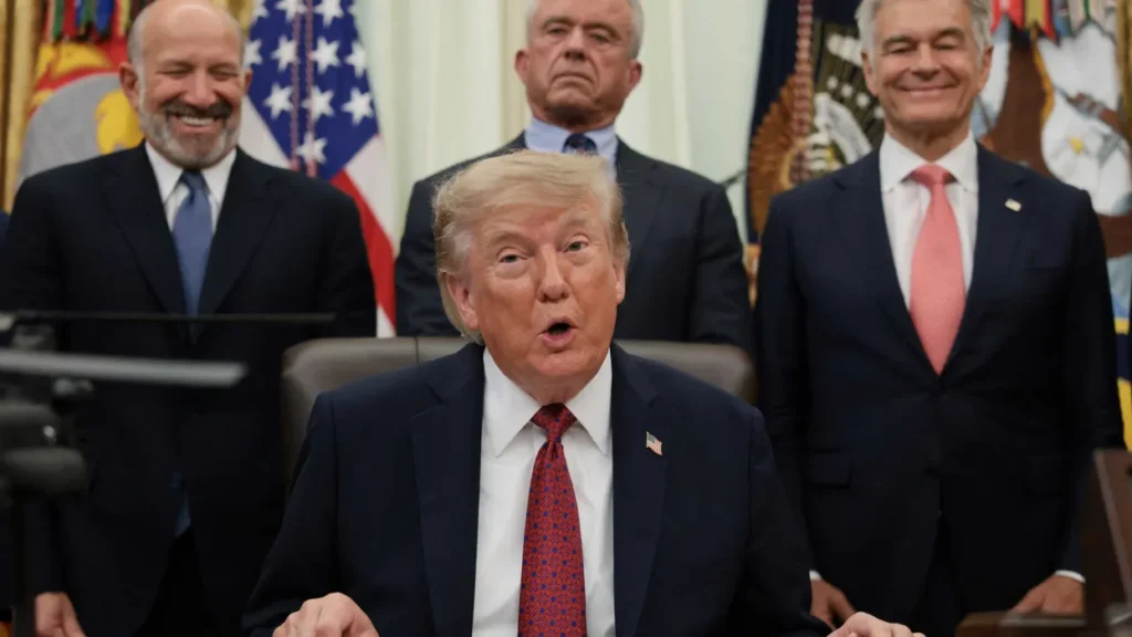‘Sketchy’ Trump deal could backfire as ‘whiffs of corruption’ too strong to miss: analysis