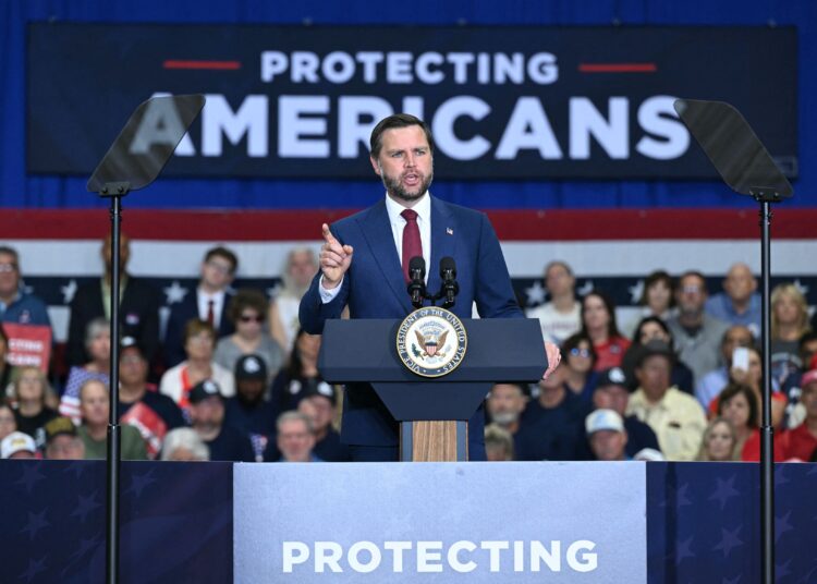Some Jewish Republicans bashed JD Vance. He went to speak to them in person.