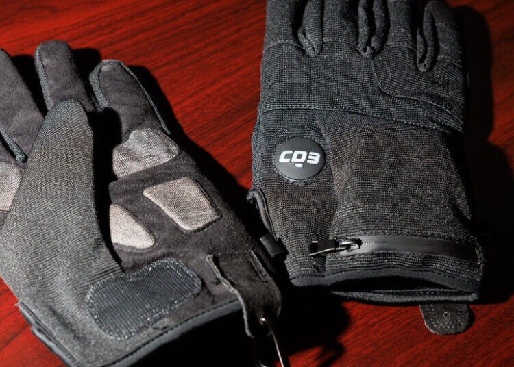California Lawmakers Pass Ban on Shock Gloves