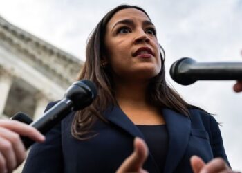 AOC Slams Trump’s ‘Insulting’ White House Ballroom After Supreme Court Greenlights Construction