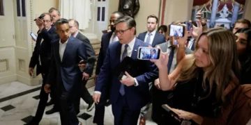 ‘Chaos season’ arrives for GOP as Trump puts ‘every Republican’s name’ on toxic issue