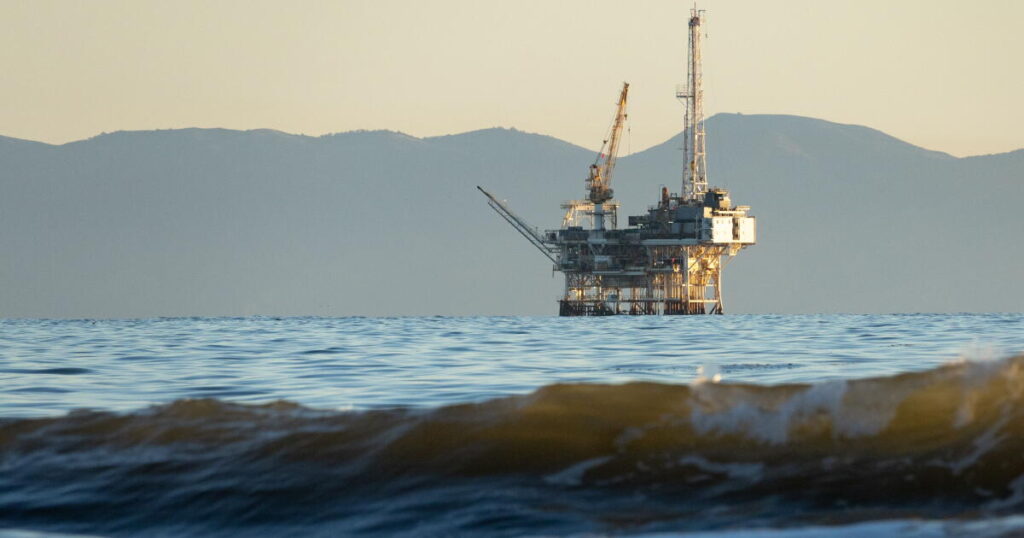 To stop Trump’s pillaging, ‘vote the ocean’ this fall