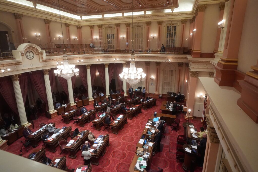 California passes restrictions on teen use of social media
