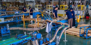 China, which once took the world’s factory jobs, is now losing them