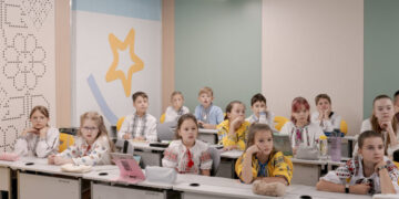 These Ukrainian Children Go to School Underground. They’re the Lucky Ones.