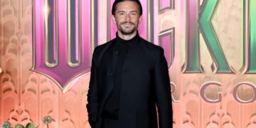 Jonathan Bailey Drops Out of ‘Sunday in the Park With George’ Revival After Ariana Grande’s Exit