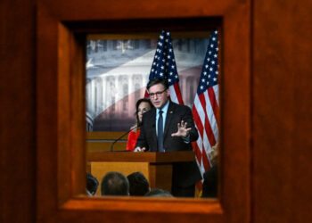 House Clears Bill to Avert an Election-Season Shutdown