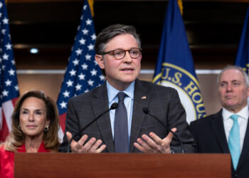 House passes bill to avert a government shutdown ahead of midterm elections